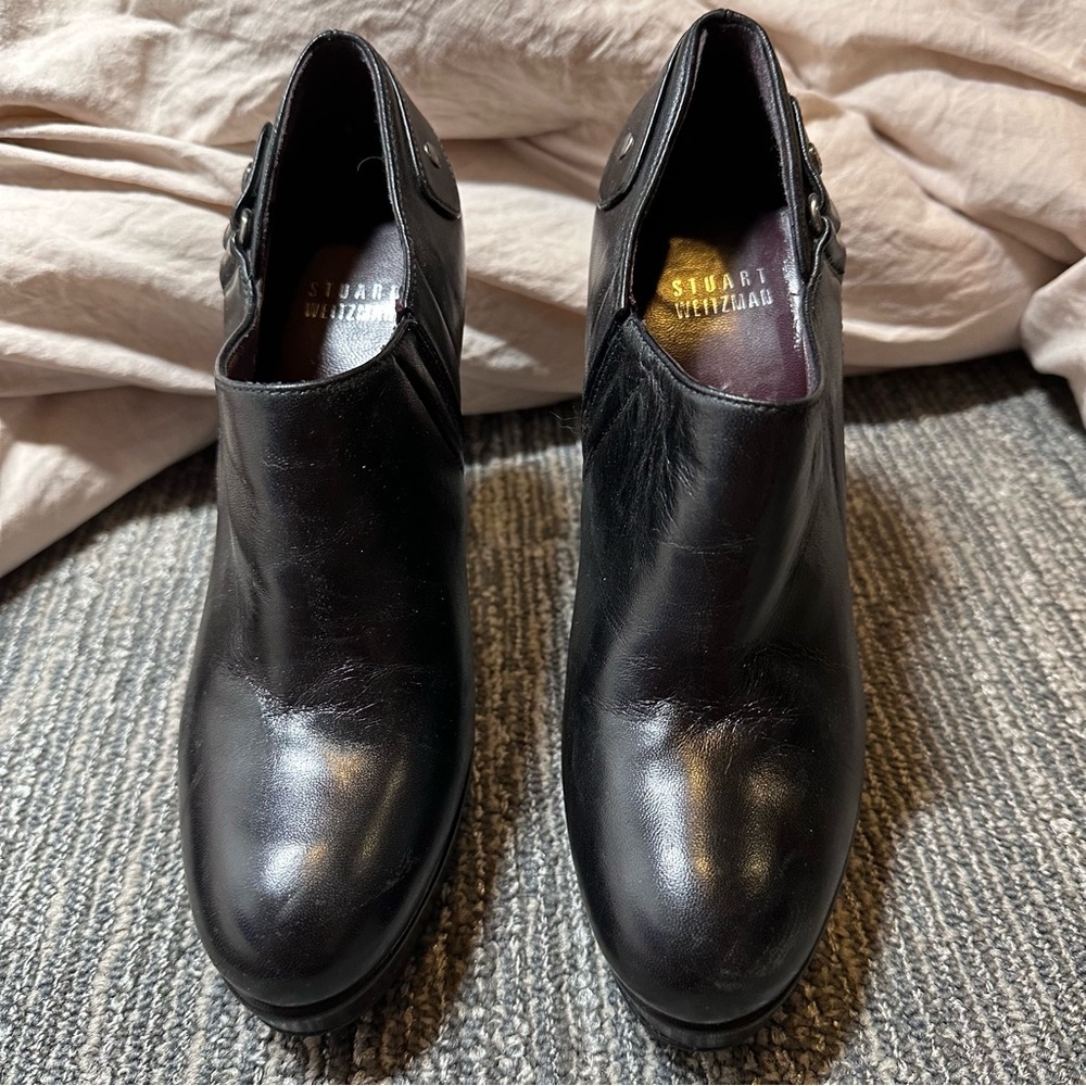 Stuart Weizmann Black Leather Bootie Heels 5.5 - image 2